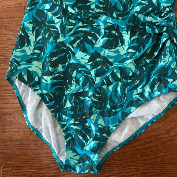 LL Bean Tummy Control Palm Print One Piece Swimsuit Padded Full Coverage Size 12 - Picture 4 of 15